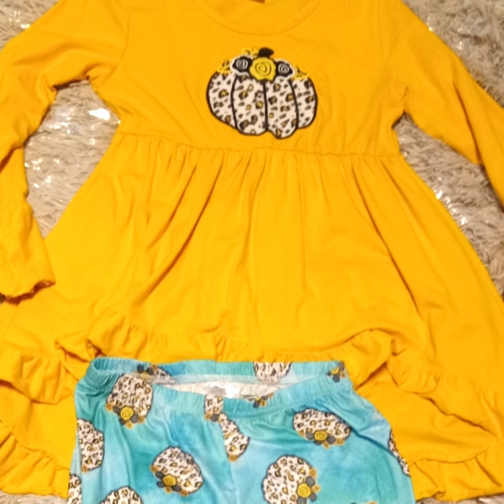 Boutique girl fall outfit